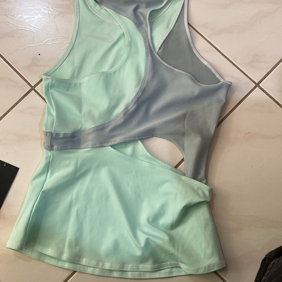 XS Nike Light Green and Gray Asymmetrical Tank - Picture 3 of 3
